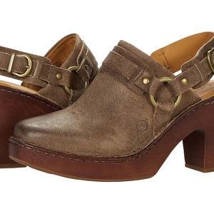 Hudson born suede taupe colored clog size 9 good worn condition